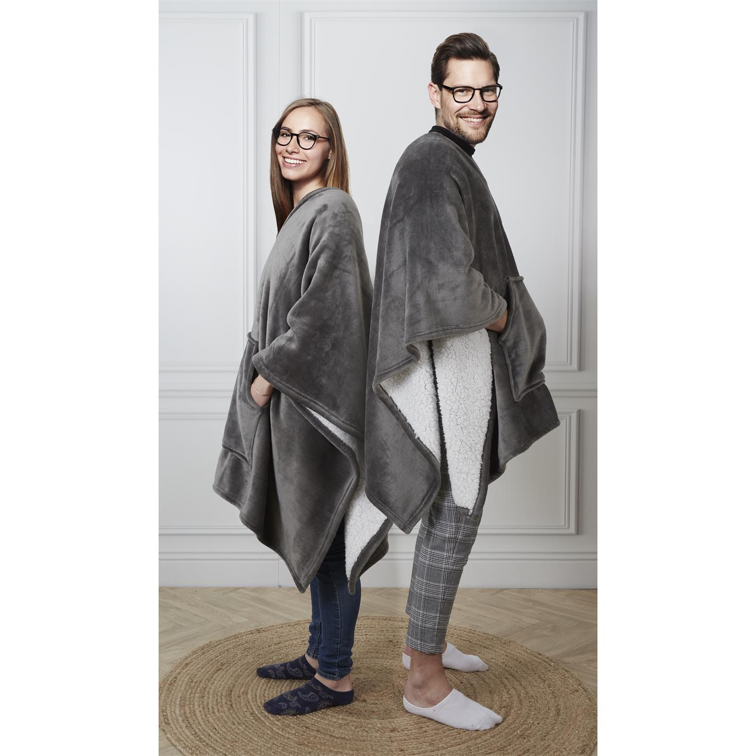 GRIJZE PONCHO PLAID GRIJZE PONCHO PLAID